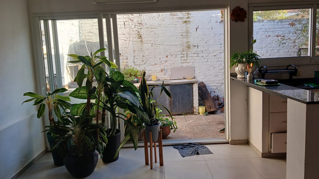 Vendo Casa inmejorable ubicación. A media cuadra bulevar piacentini