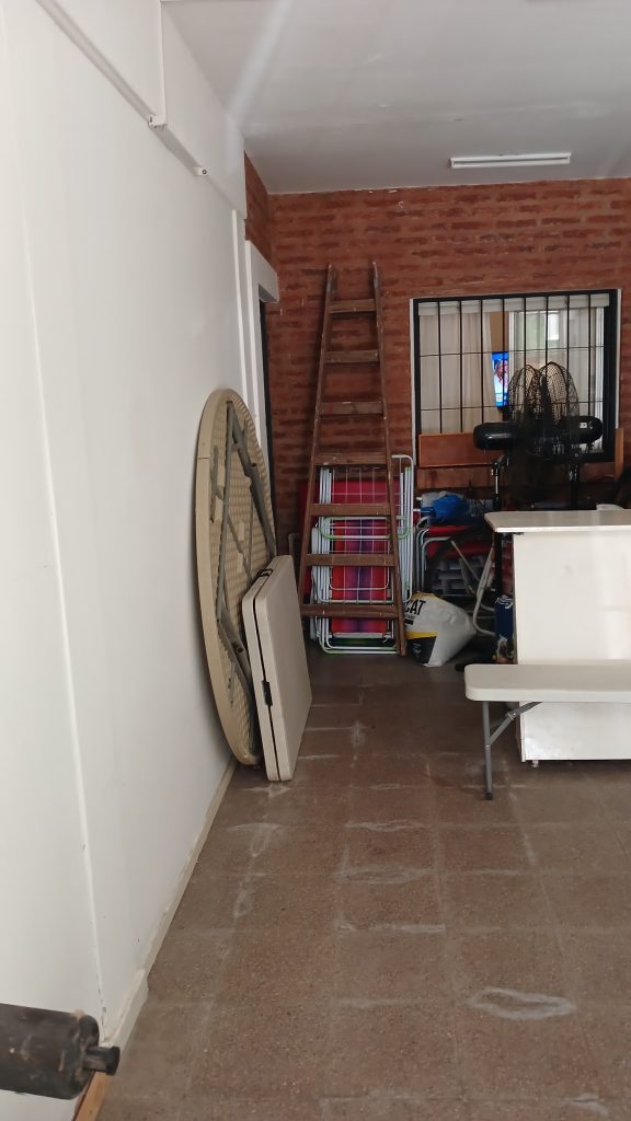 Vendo Casa inmejorable ubicación. A media cuadra bulevar piacentini