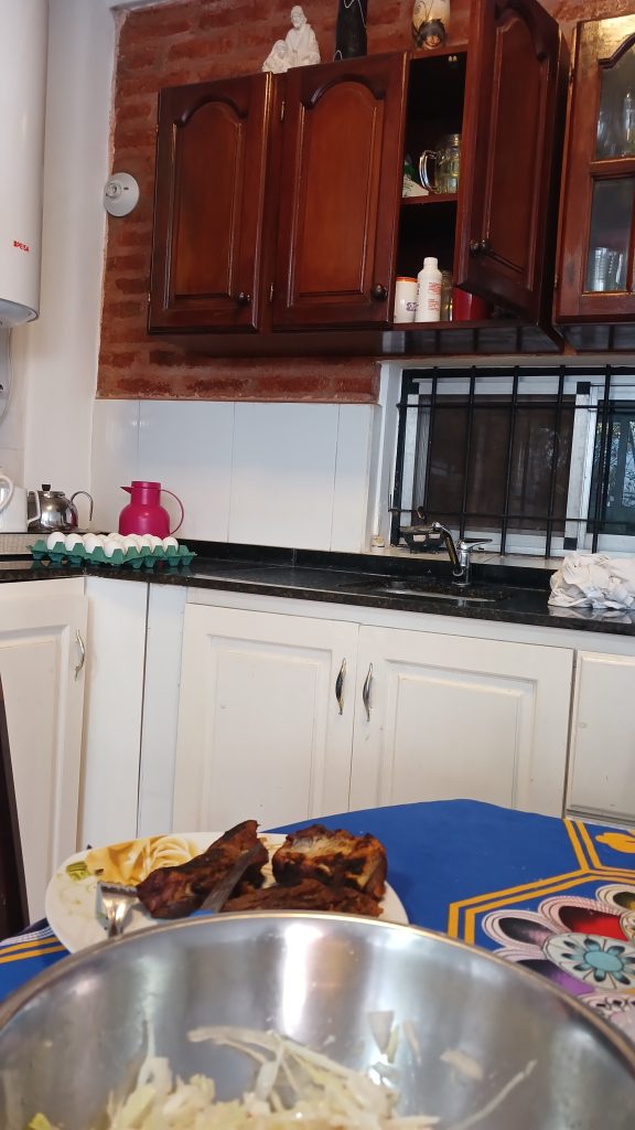 Vendo Casa inmejorable ubicación. A media cuadra bulevar piacentini