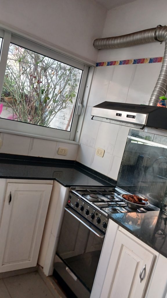 Vendo Casa inmejorable ubicación. A media cuadra bulevar piacentini