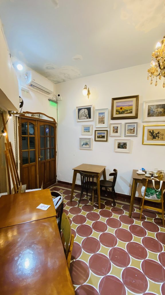 Interesante Propuesta - Cafe Atelier