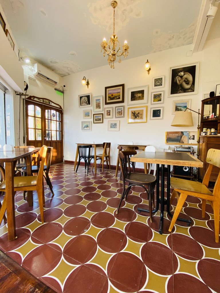 Interesante Propuesta - Cafe Atelier