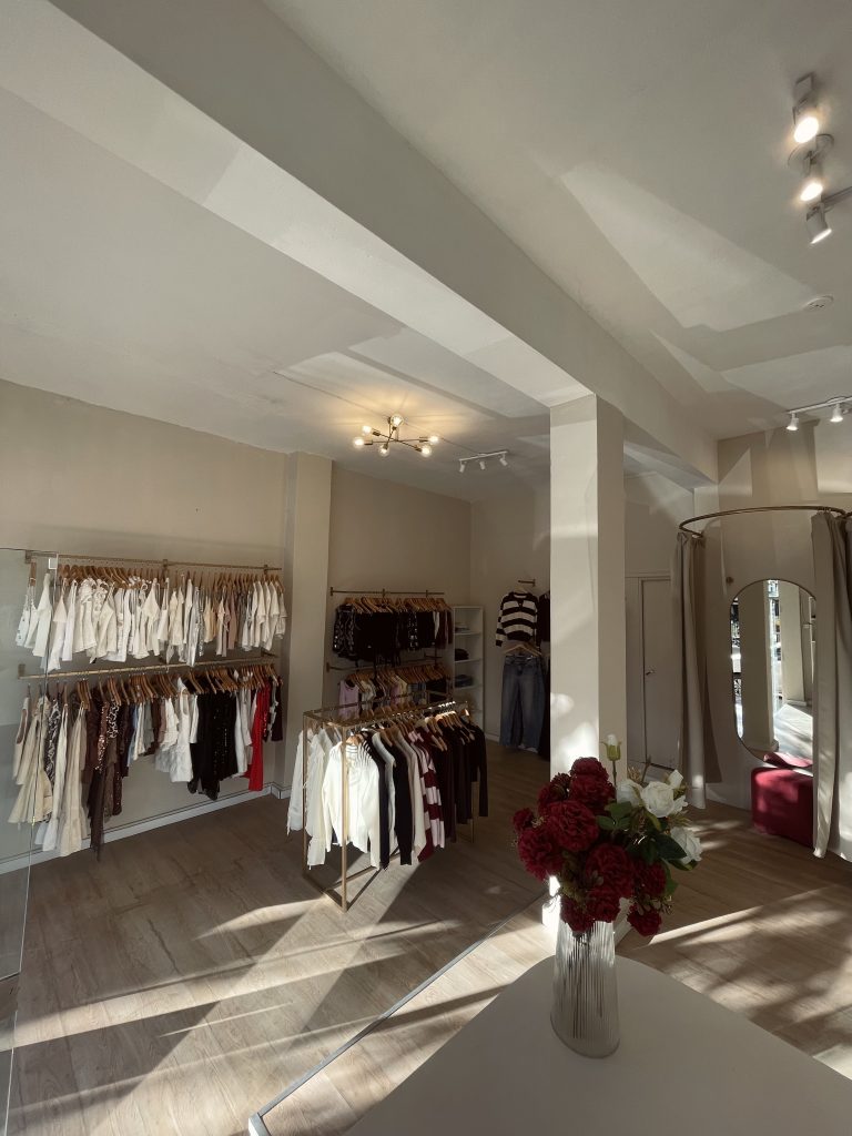 Vendo Fondo de comercio. Indumentaria y accesorios Centro Carlos Paz