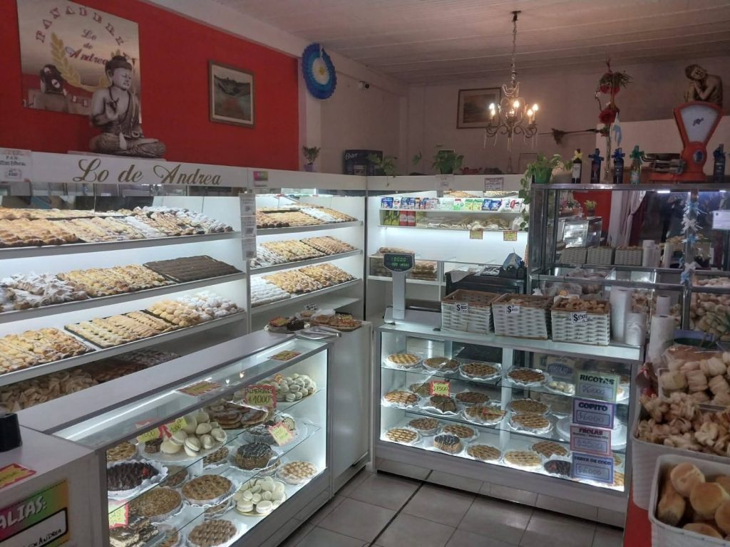 OPORTUNIDAD ÚNICA. Vendo fondo de comercio, panadería y confitería. EQUIPADISIMA