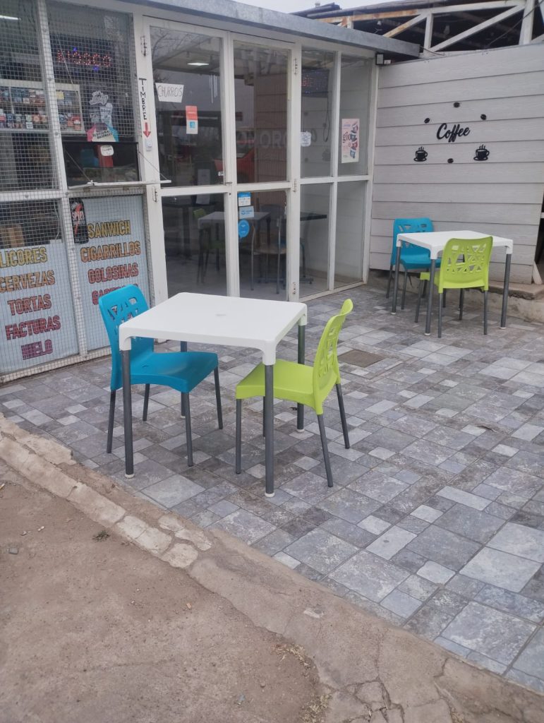 Cafeteria, heladeria y kiosco