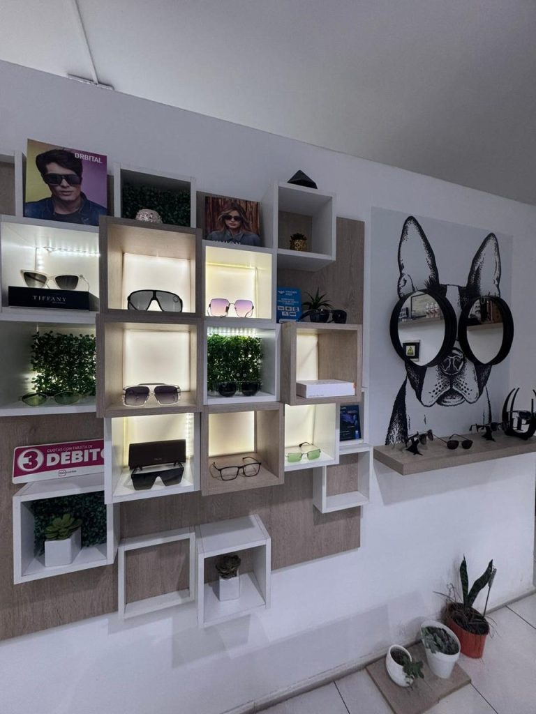 FONDO DE COMERCIO, LLAVE EN MANO. OPTICA EN BARRIO GENERAL PAZ