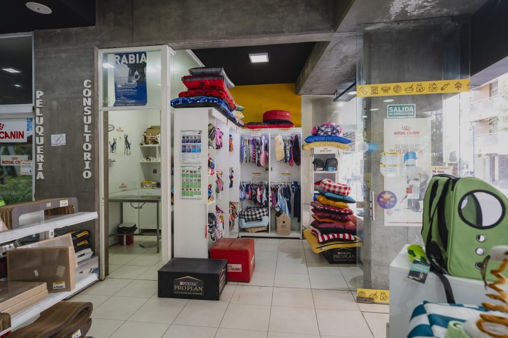 VENTA FONDO DE COMERCIO VETERINARIA MASCOTAS – ESTILO CANINO