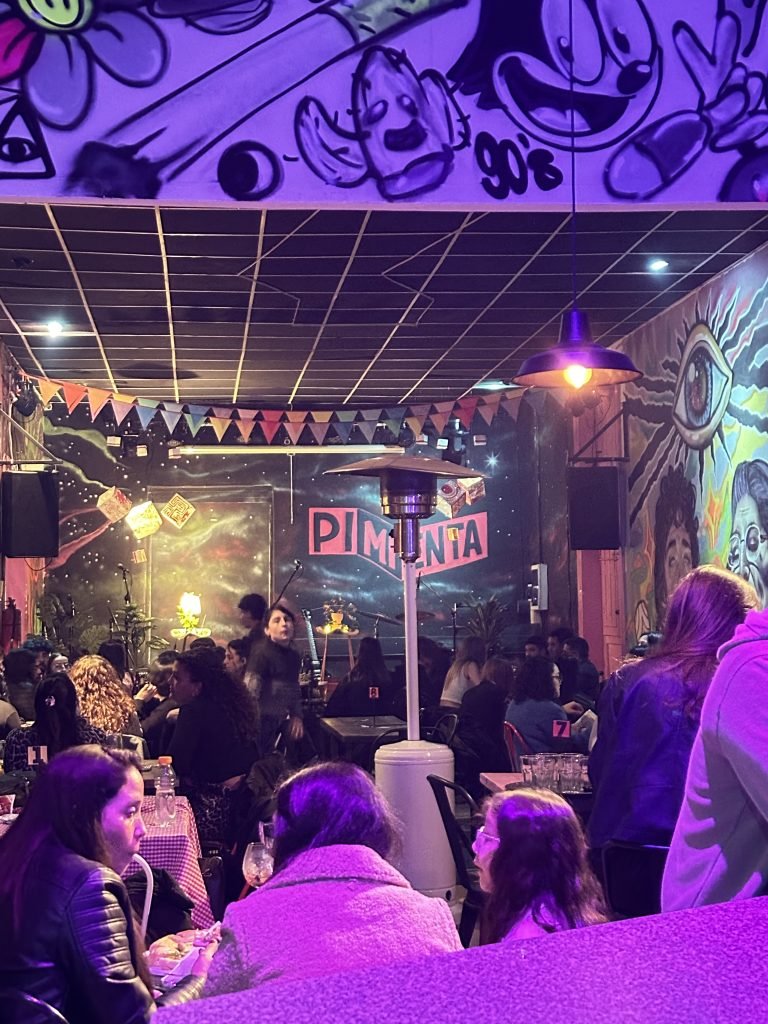 VENDO FONDO DE COMERCIO BAR, ESPACIO CULTURAL, CAFE AL PASO