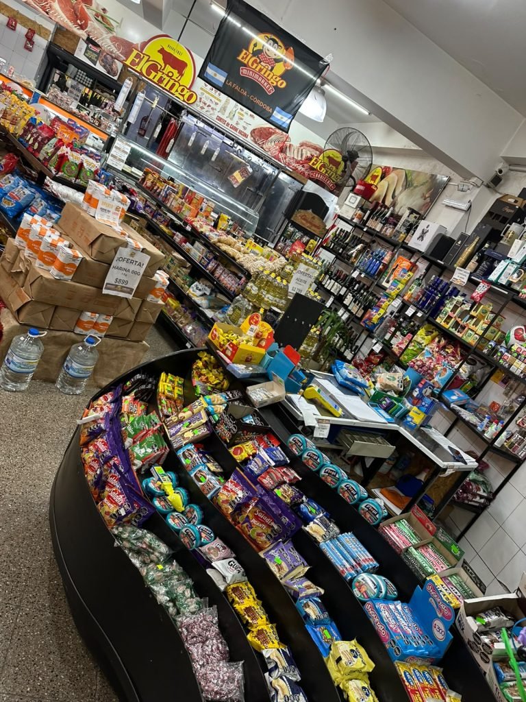 2 SUCURSALES CARNICERIA&MINIMARKET SE VENDEN JUNTOS O SEPARADOS