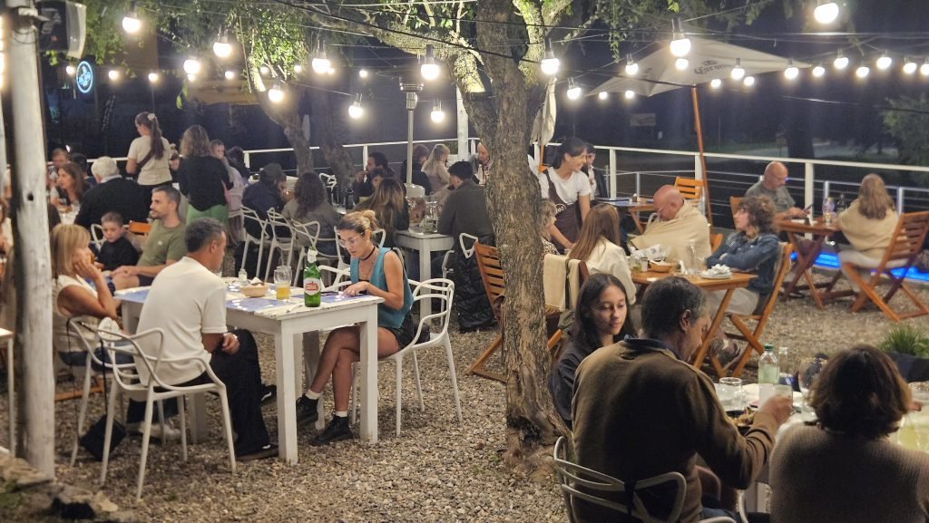 Vendo o alquilo Restaurante fondo de comercio