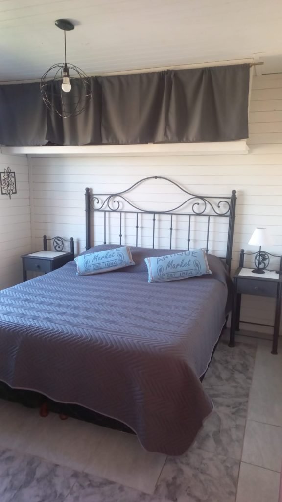 Terreno con 3 casas en Los Charruas Concordia