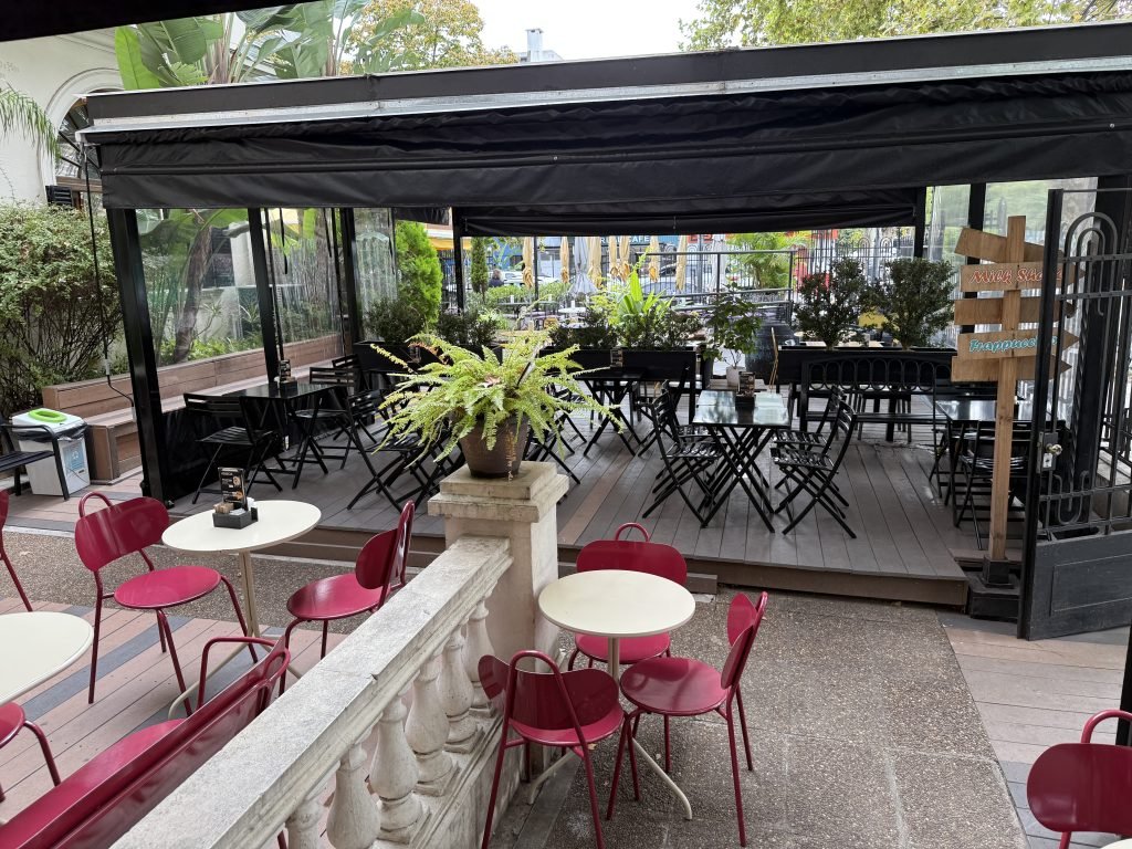 Heladeria y Cafetería