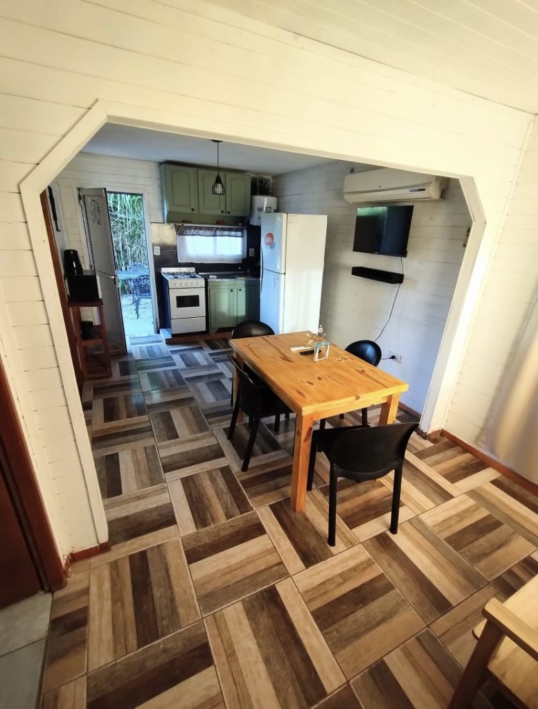 Terreno con 3 casas en Los Charruas Concordia